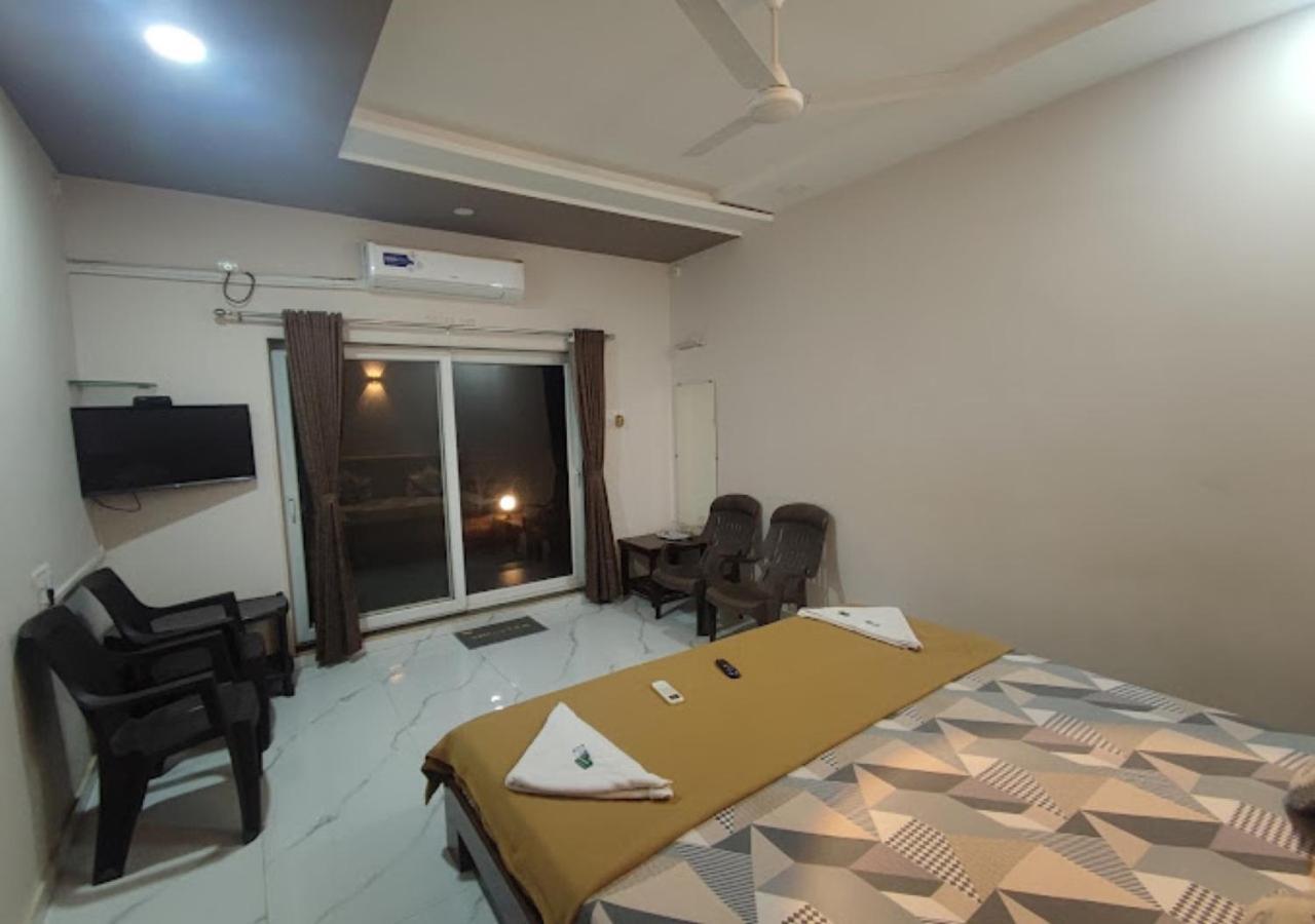 Sea King Beach Resort Ganpatipule Zewnętrze zdjęcie